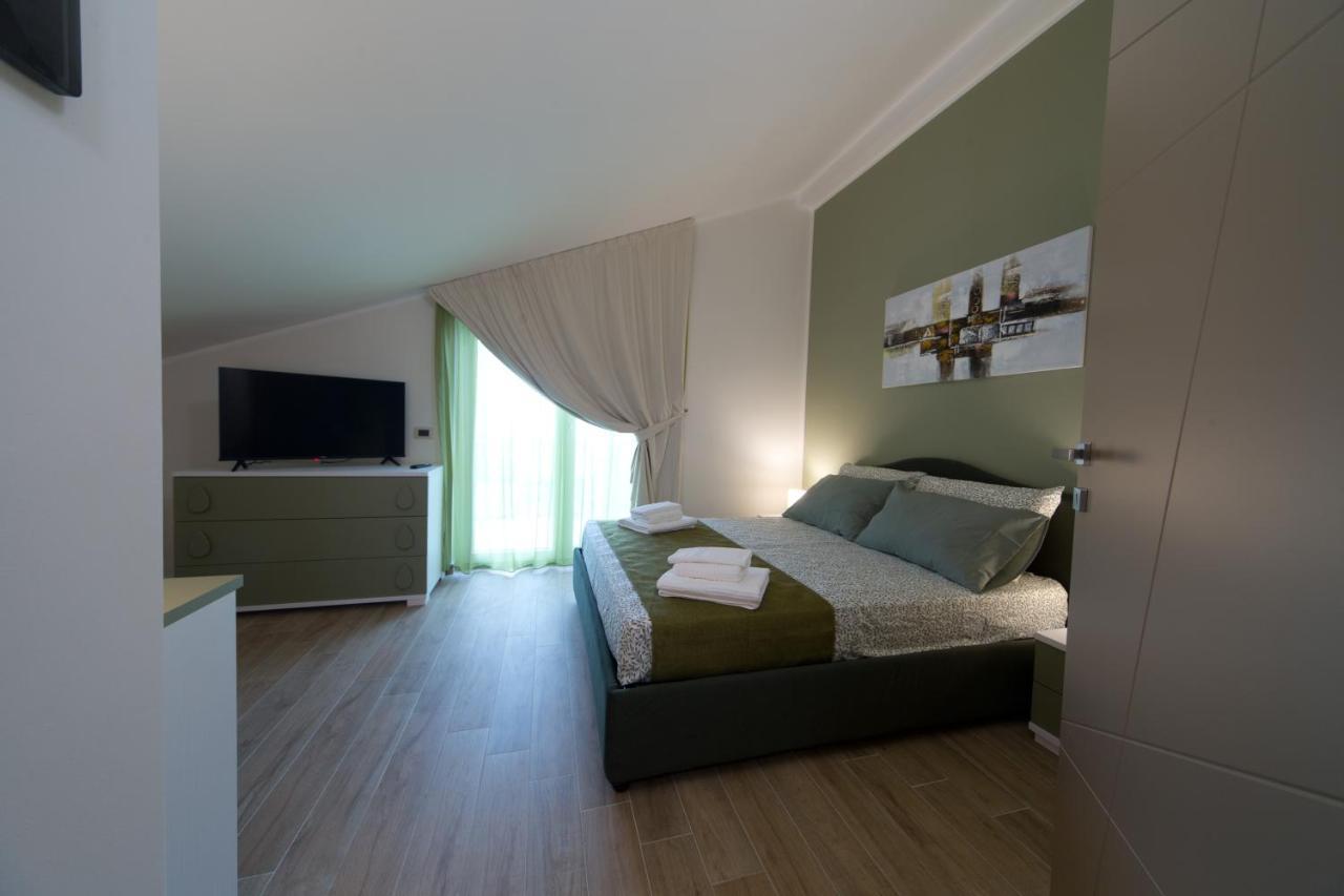 Slow Chic Apartment Beb Policlinico Messina Exterior photo