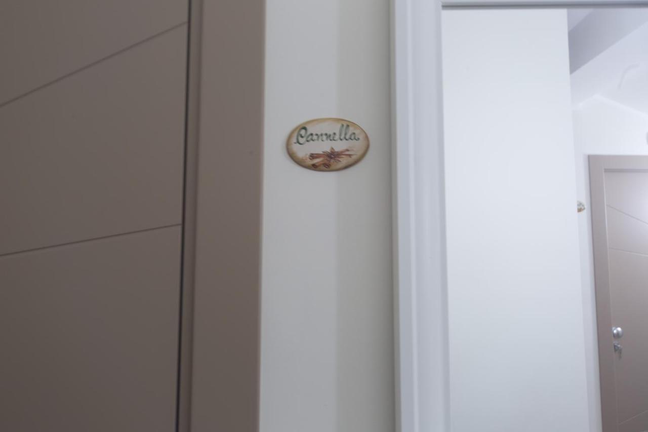 Slow Chic Apartment Beb Policlinico Messina Exterior photo